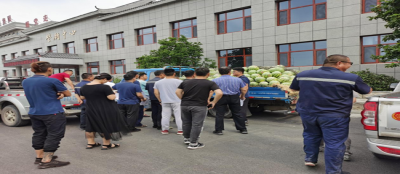 炎炎夏日送清凉 情系职工暖人心