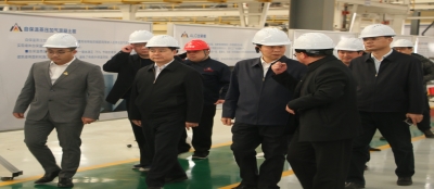 张宝亮来鑫耀建材调研